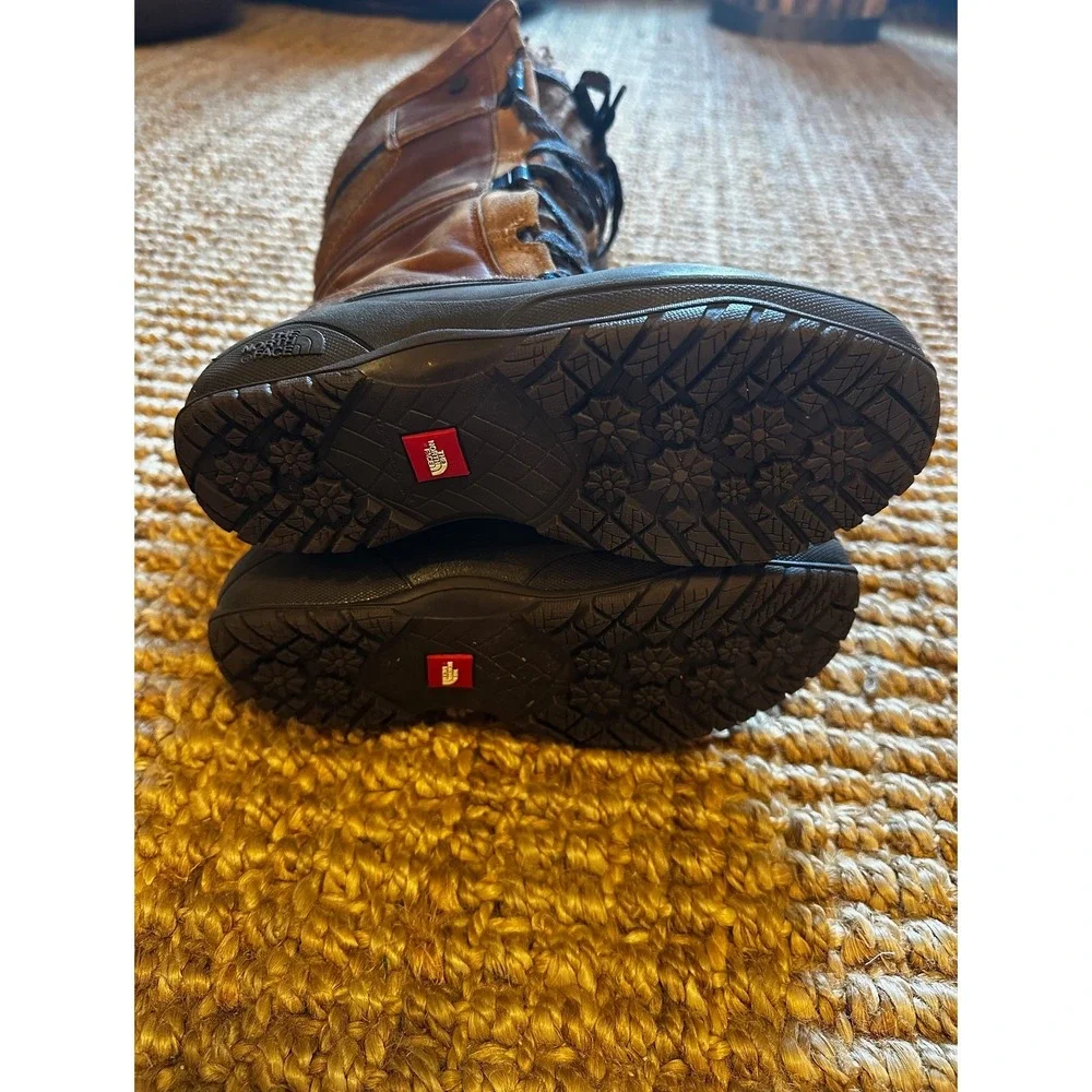 The North Face Women's Winter Snow‎ Boots Insulated Faux Fur Lined Size 6
